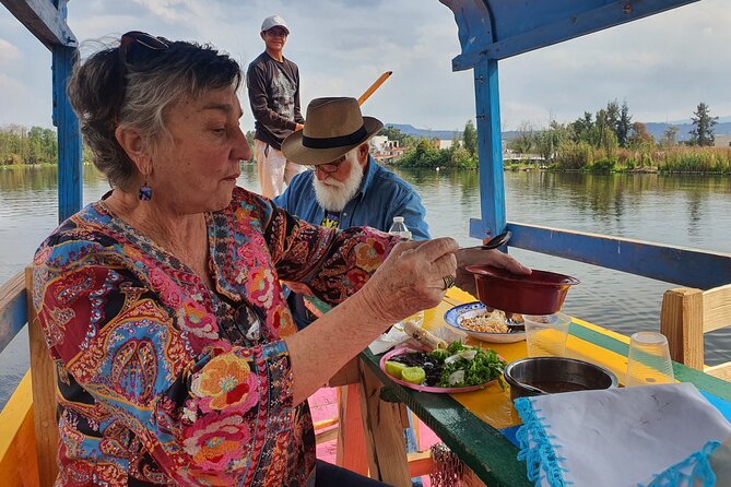 Xochimilco Barco Fiesta Tentacion 18+ with Open Bar and Tacos - Getting to Canoas el Chango in San Jerónimo (and why time matters)