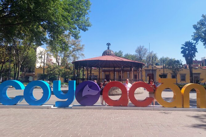 Xochimilco Floating Gardens and Coyoacan Private Tour - Xochimilco Floating Gardens: one hour on a private trajinera