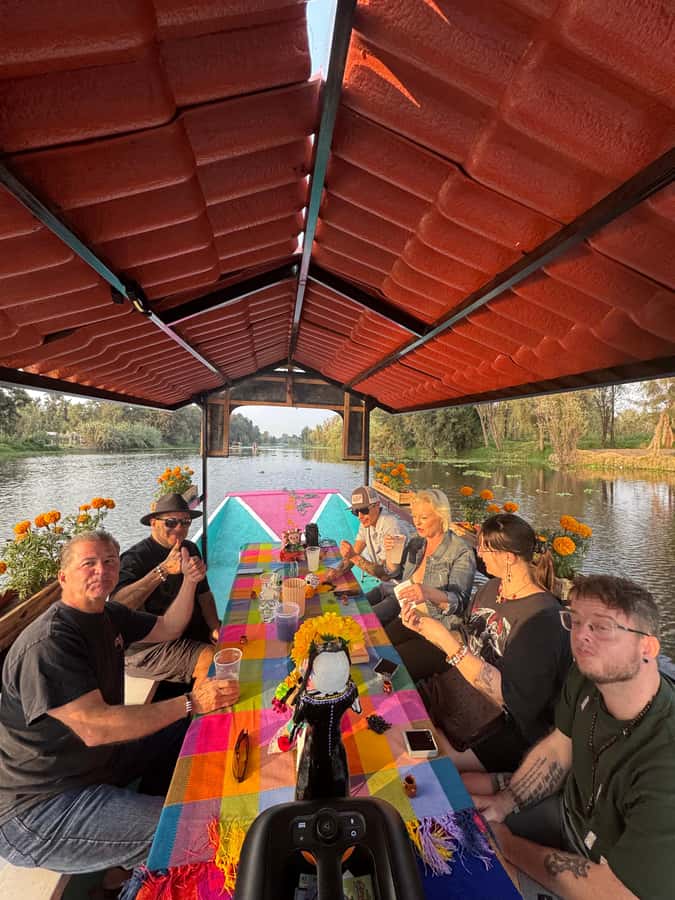 Xochimilco: Island of the Dolls Tour Games and Drinks - Better than the tourist stops: why the route matters