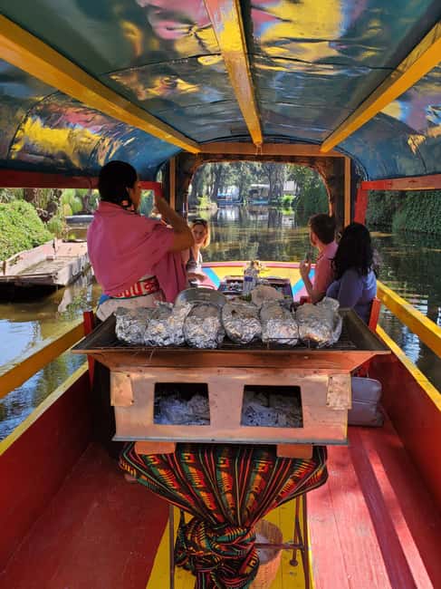 Xochimilco: Market, Food and Nature ¡All included! Tour - Xochimilco’s quieter side: why this tour works