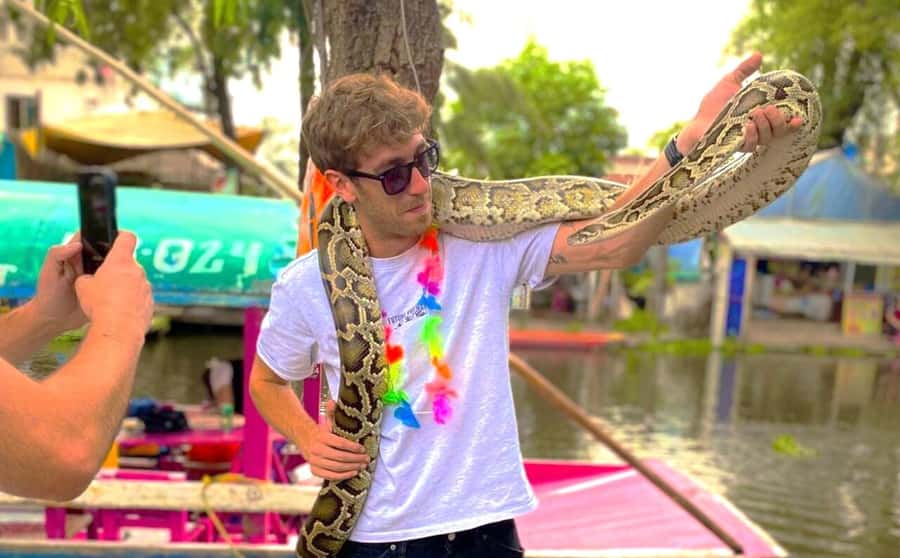 Xochimilco's Wild Side: Mezcal, Insects & Culture - Insects on purpose: eating the unexpected with a guide’s confidence
