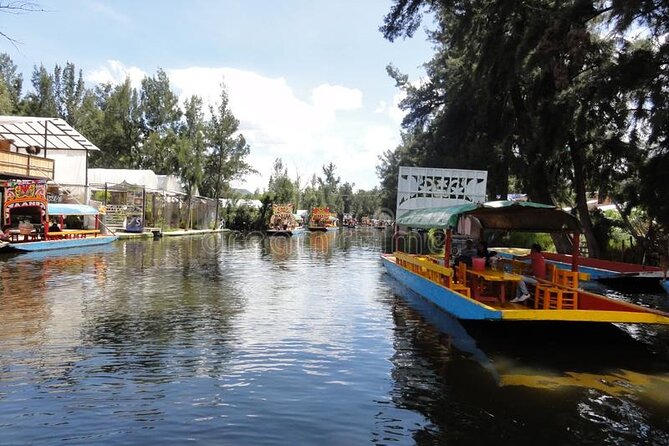 Xochimilco Tour: Visit Coyoacan and Casa Kahlo in Mexico City - Coyoacán orientation walk: why the neighborhood feels like a living gallery